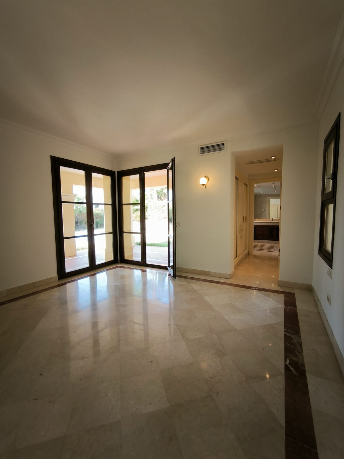 6ee9e5140837189b512c2a20a029c13b - 31