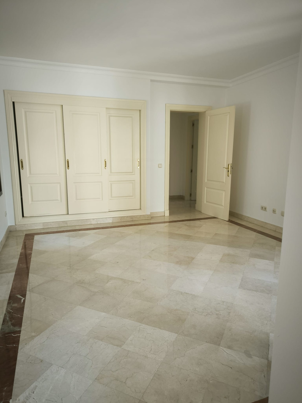 6ee9e5140837189b512c2a20a029c13b - 34