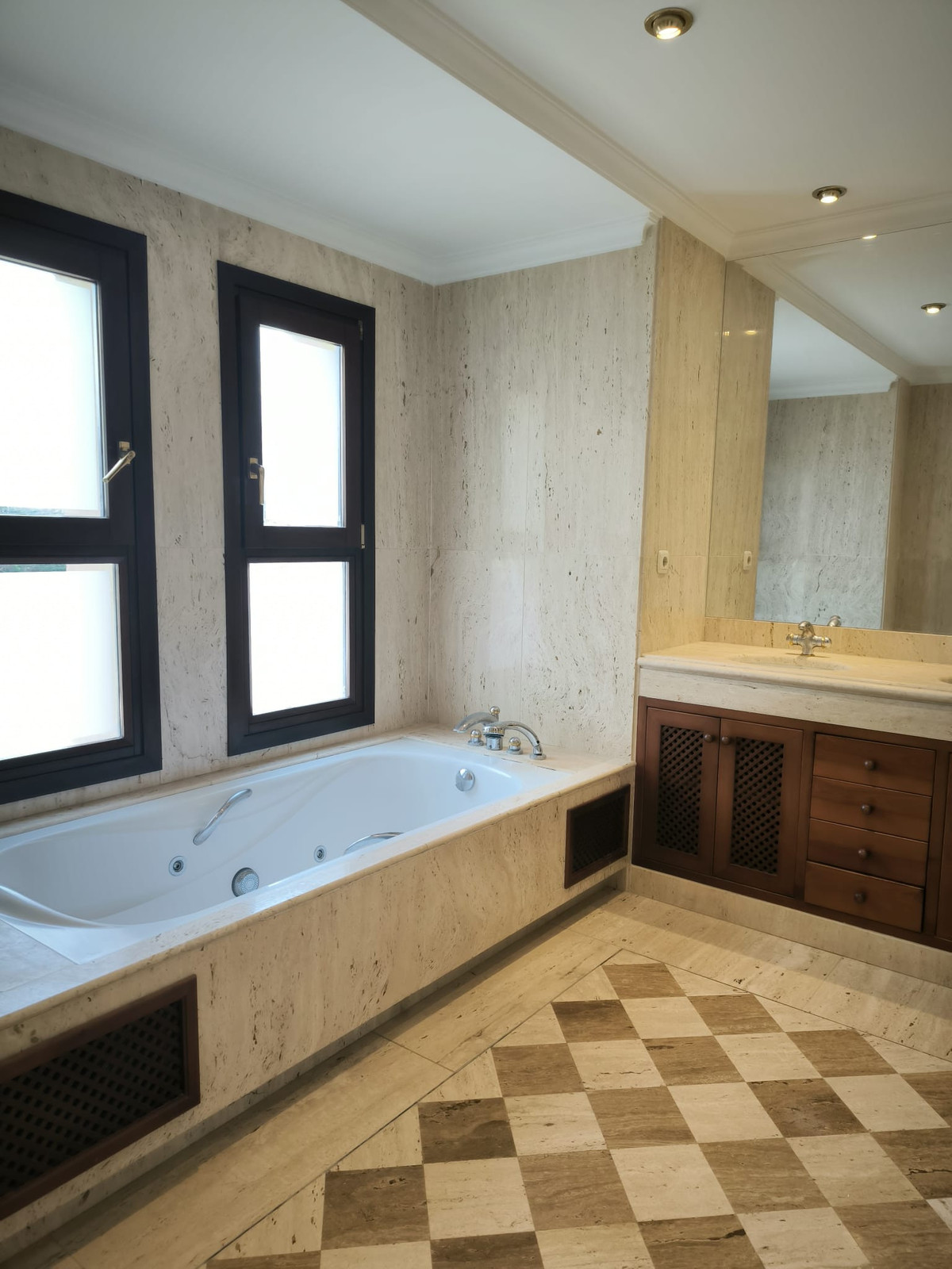 6ee9e5140837189b512c2a20a029c13b - 36