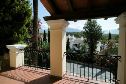 6ee9e5140837189b512c2a20a029c13b - 6