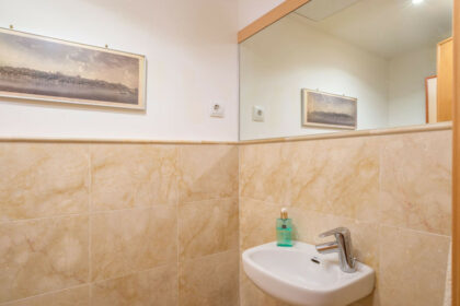 6f02b472a5ccc5b592641f3db9909f41 - 24