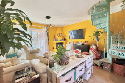 6f639d9f76000b91e4d1ecb437d18f3e - 10