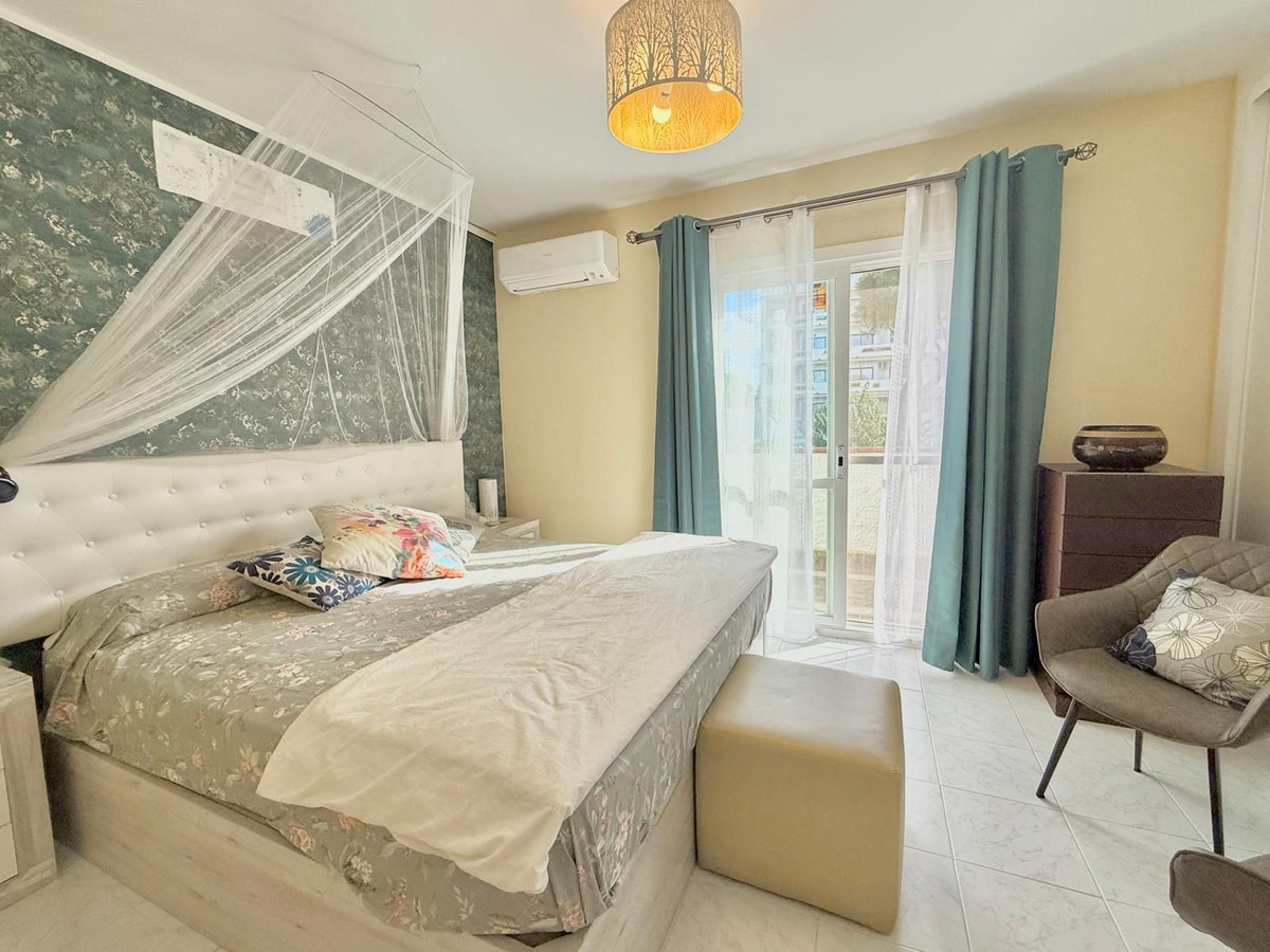 6f639d9f76000b91e4d1ecb437d18f3e - 12