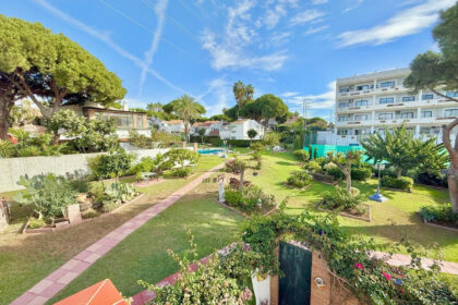 6f639d9f76000b91e4d1ecb437d18f3e - 16