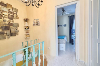 6f639d9f76000b91e4d1ecb437d18f3e - 24