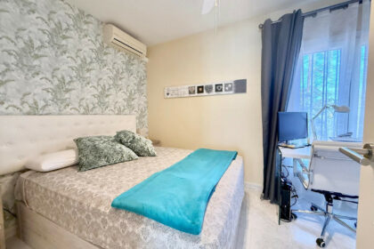 6f639d9f76000b91e4d1ecb437d18f3e - 32