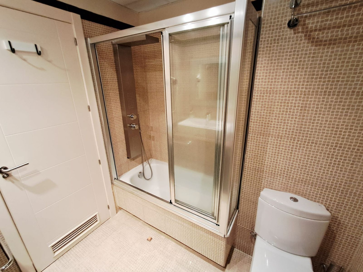 6fddc171bc11b945c5361b0e80880a01 - 12