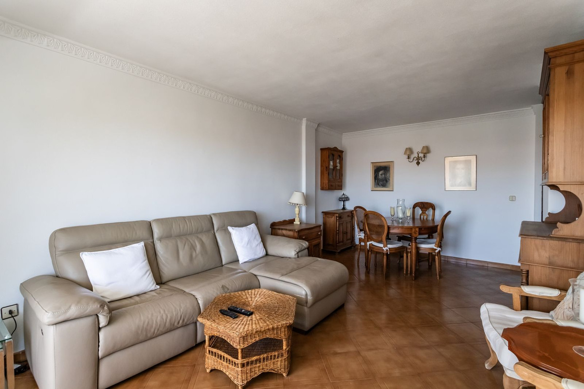 6feb7dbecb05516c18aff64773034d6b - 10