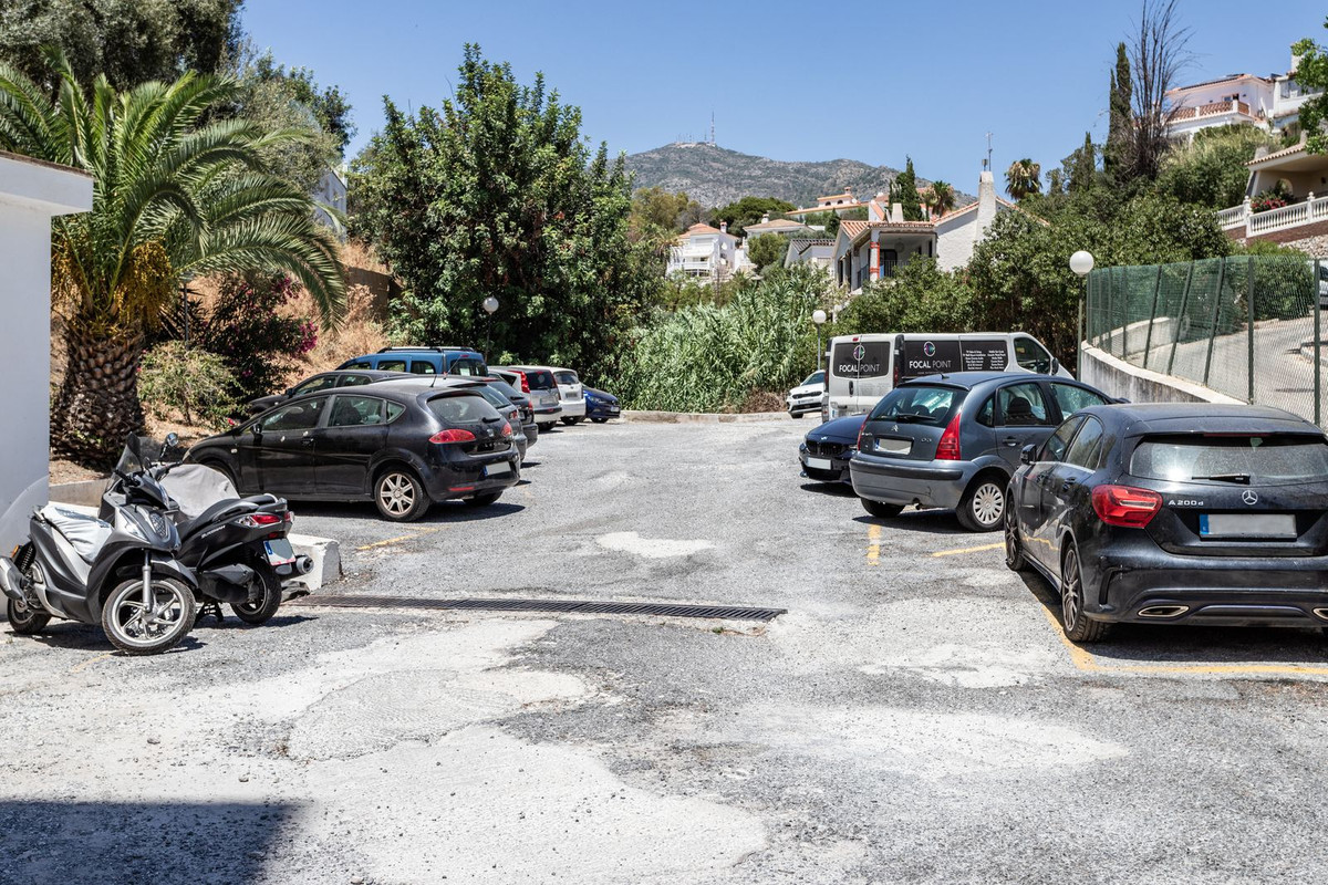 6feb7dbecb05516c18aff64773034d6b - 27