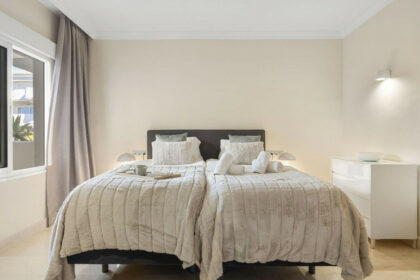 704b4835e83d75f823559be2bd4b6011 - 13