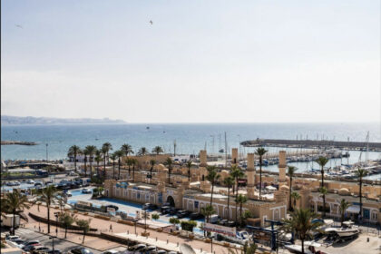 705aa79ed34ee64ce983d2d587952eb0 - 16