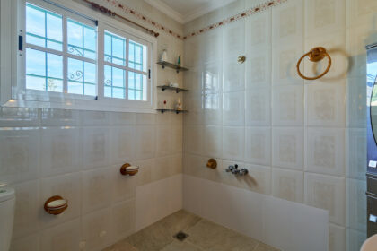 708f7c49ae936b0fb6448807b7612868 - 20