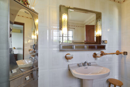 708f7c49ae936b0fb6448807b7612868 - 21