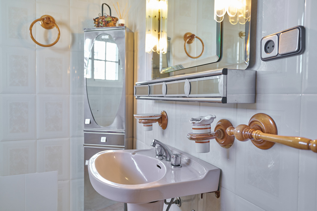 708f7c49ae936b0fb6448807b7612868 - 22