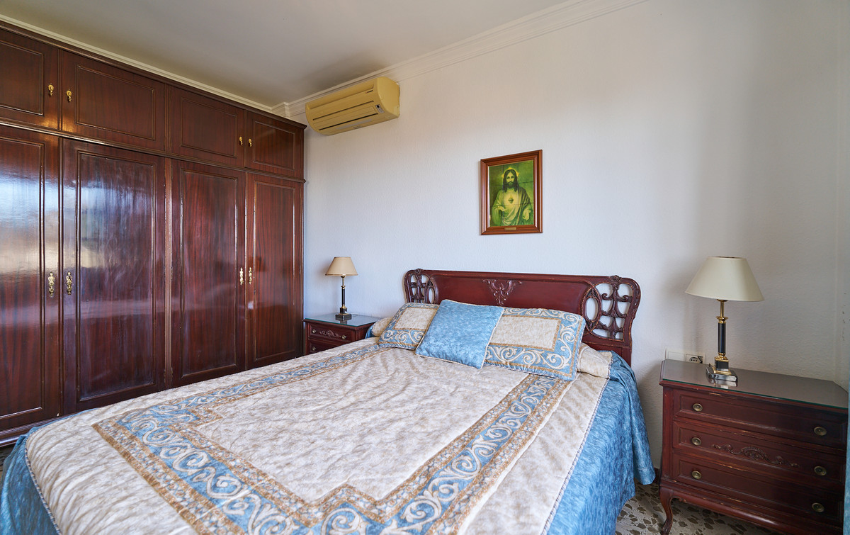 708f7c49ae936b0fb6448807b7612868 - 23