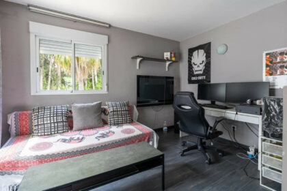 70a85b8a6370875d67c646d5063c48ea - 20