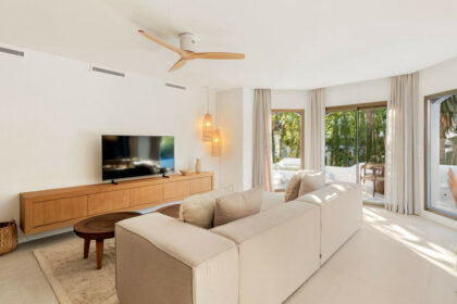 70b03ab1c9fe66ca8523e40ca9311d35 - 17