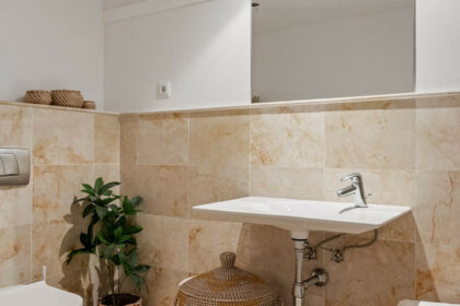 70c88b51044a3897631898e9d5acab64 - 19