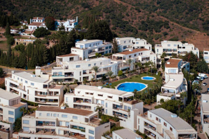 70c88b51044a3897631898e9d5acab64 - 28