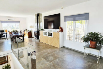 712398026049f37536ae52fb0ecdc3ab - 10