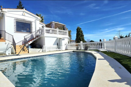 712398026049f37536ae52fb0ecdc3ab - 2