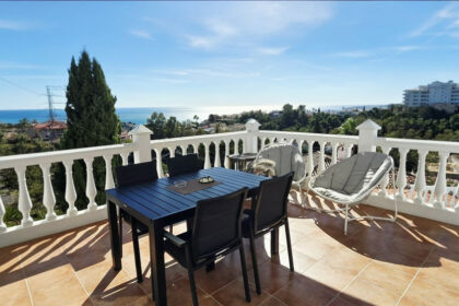 712398026049f37536ae52fb0ecdc3ab - 4