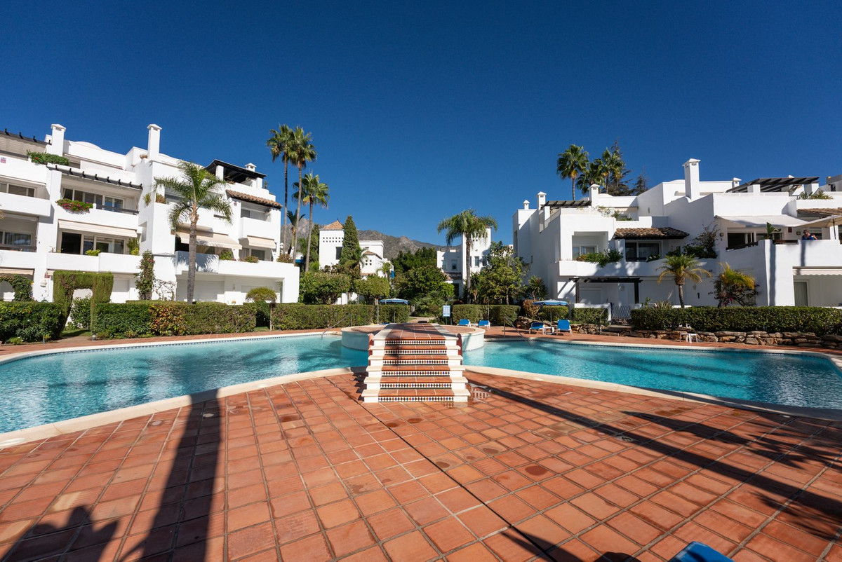 71a34c495f3ca603eeaf95a743576fab - 27