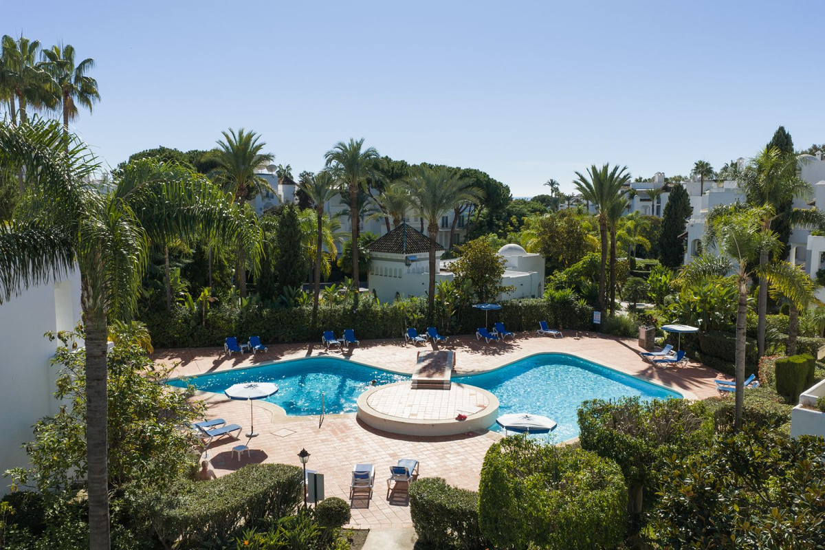 71a34c495f3ca603eeaf95a743576fab - 28