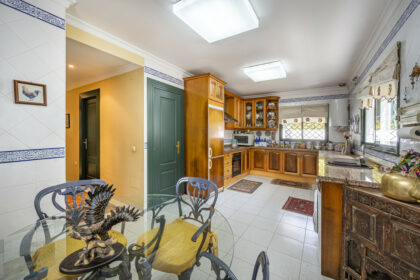 7239219e29d1cf13a4ba66f08ccde647 - 9