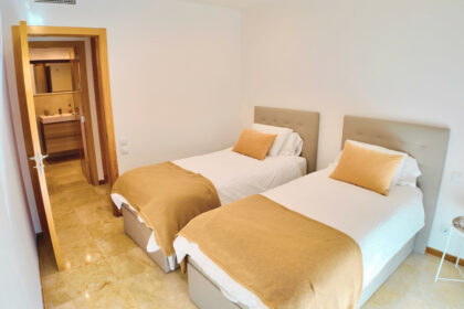 727aed21516e50413ce42cc7a028658a - 16