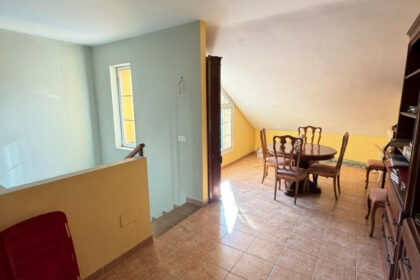 72fa357b740a3fbc4556f86ef9dce950 - 19