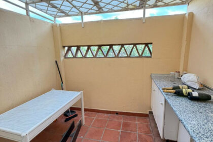 72fa357b740a3fbc4556f86ef9dce950 - 21