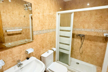 7320a353e1644d1bb07706a96064182f - 12