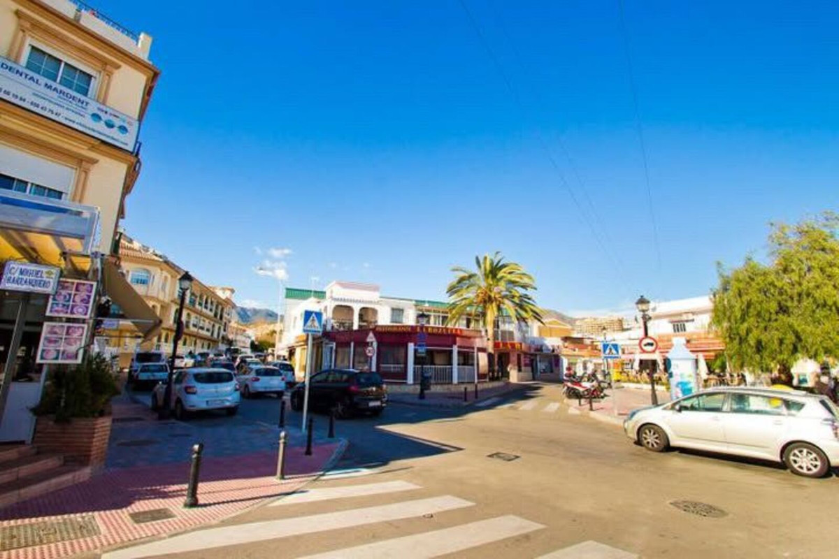 7321d270129476acd19a20cdd6c285d6 - 2