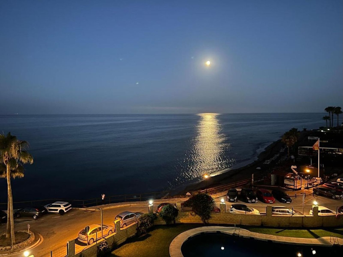 73583ce0b2ae0645da1034d58b9703bb - 62