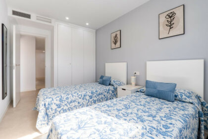 73bf90b580a50c2fc189f3b7d1440c83 - 13