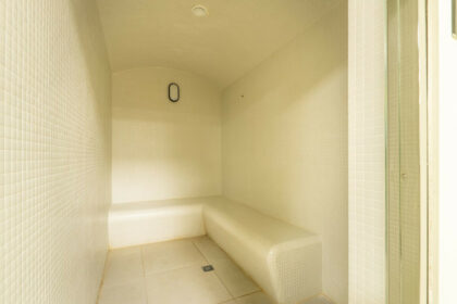 73bf90b580a50c2fc189f3b7d1440c83 - 22