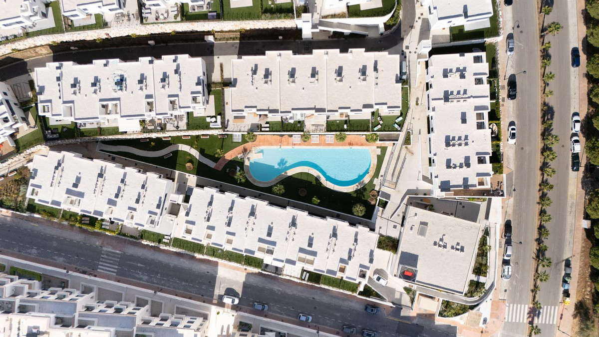 73bf90b580a50c2fc189f3b7d1440c83 - 25