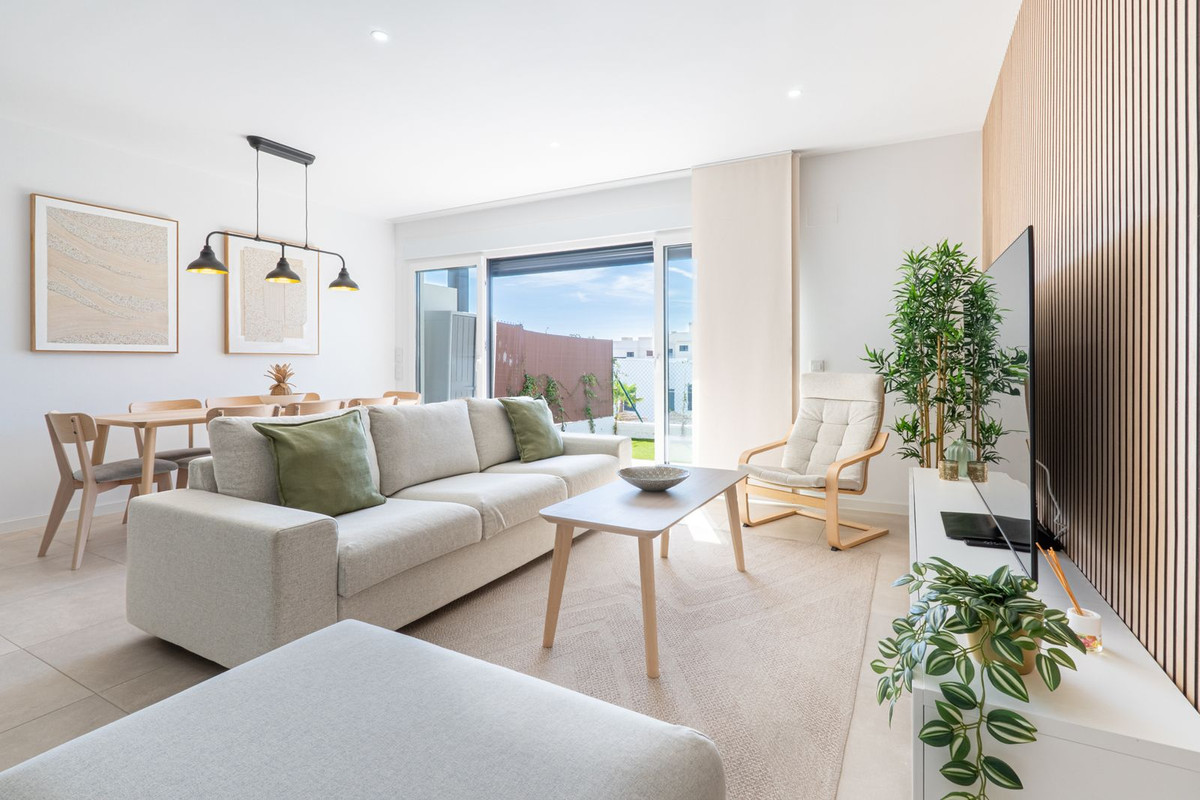 73bf90b580a50c2fc189f3b7d1440c83 - 4