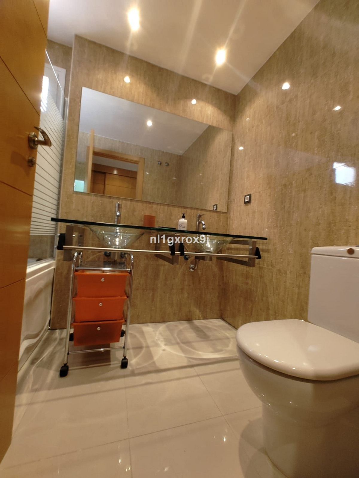 73e92d830623ed06121b74a30a575e56 - 14