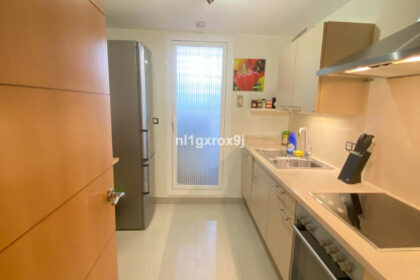 73e92d830623ed06121b74a30a575e56 - 20