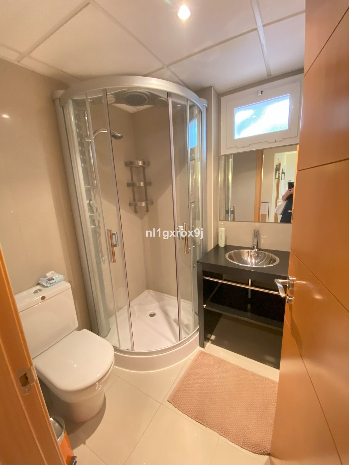 73e92d830623ed06121b74a30a575e56 - 23