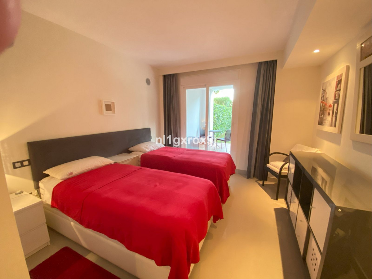 73e92d830623ed06121b74a30a575e56 - 26