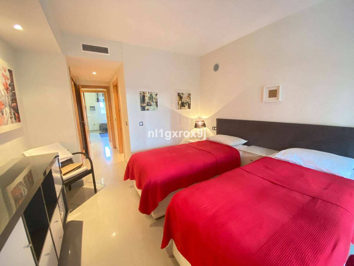 73e92d830623ed06121b74a30a575e56 - 27