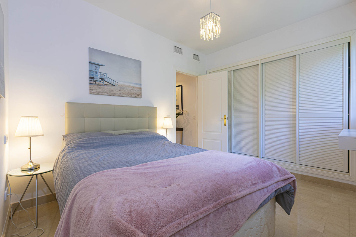 74377c94d9ec2b12616c8f2503eb7de0 - 12