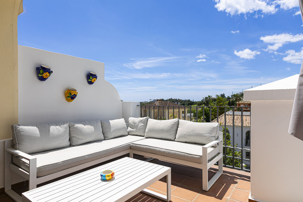 74377c94d9ec2b12616c8f2503eb7de0 - 23