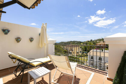 74377c94d9ec2b12616c8f2503eb7de0 - 34