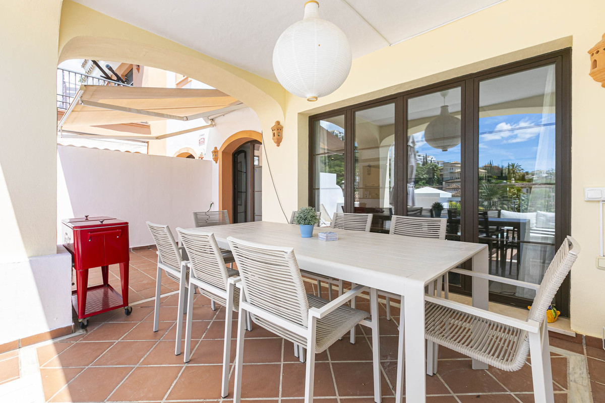 74377c94d9ec2b12616c8f2503eb7de0 - 37