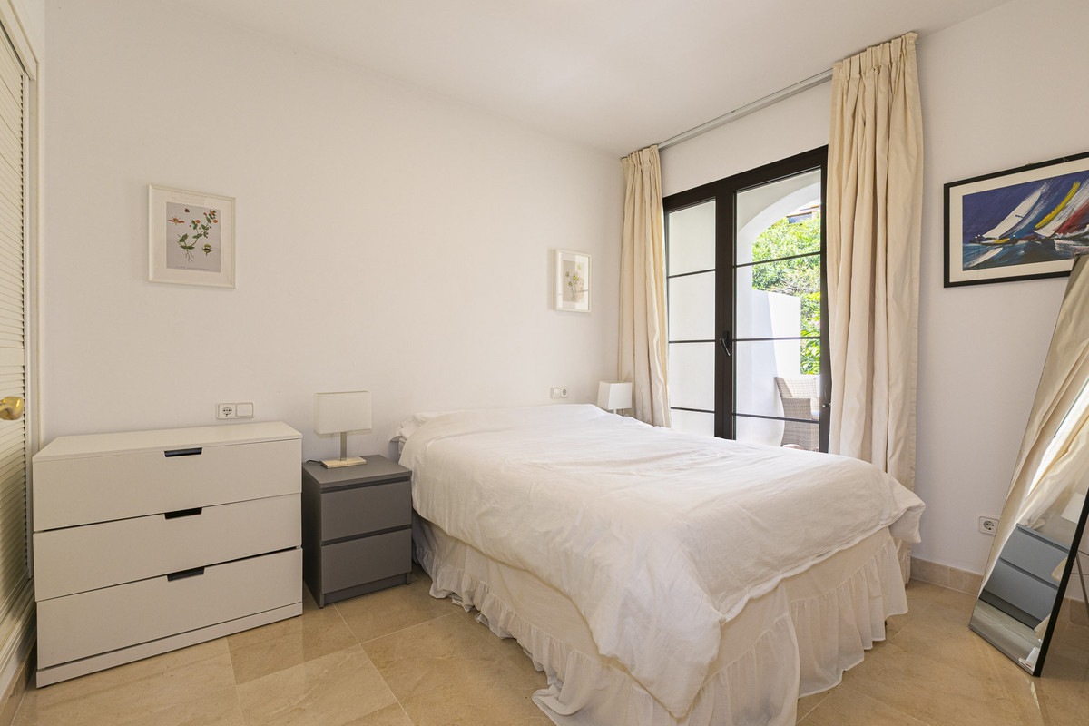 74377c94d9ec2b12616c8f2503eb7de0 - 42