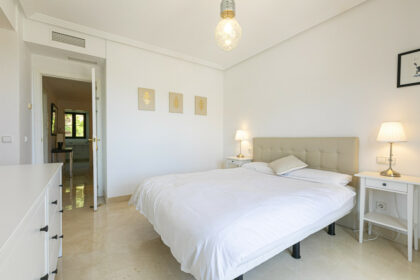 74377c94d9ec2b12616c8f2503eb7de0 - 47